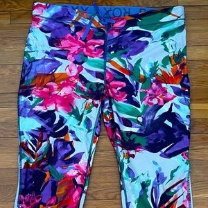 Roxy floral multicolored adjustable waist back pocket Capri leggings, size L